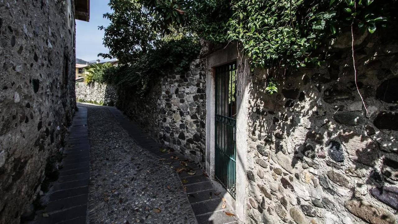 Guest house Fontane Apartments Salo Italy